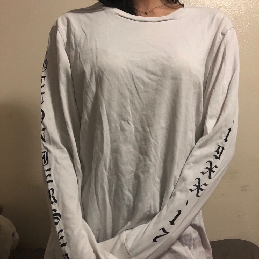 Aritzia Graphic L/S Top